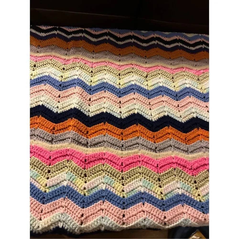 Rainbow‎ zig zag crochet multi-color 68